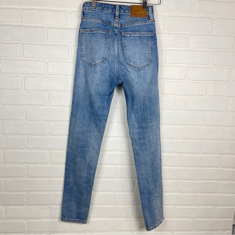 Aritzia Denim Forum The Yoko High Rise Slim High-waisted slim jeans blue 24 - Picture 3 of 12